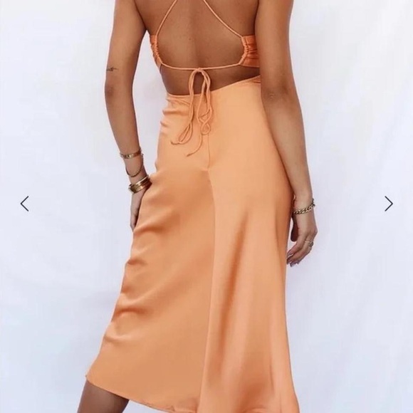 Hello Molly satin midi Dress, size M - Picture 2 of 8